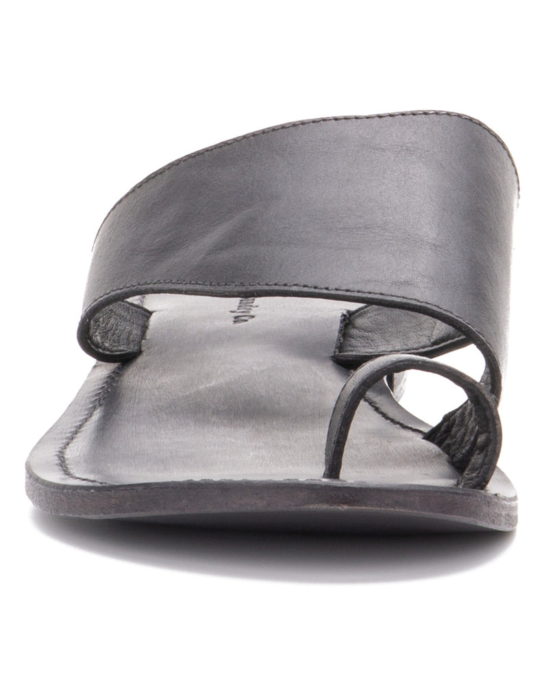 Women's Iris Flat Sandals
